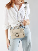 Crossbody Bag Altesse Surpique Leather Etrier Beige altesse surpique EALS048S-vue-porte