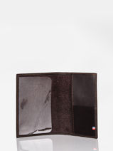 Passport Holder Etrier Brown oil EOIL025-vue-porte