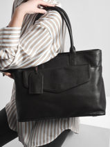 Leather Flandres Business Bag With 15" Laptop Sleeve Etrier Black flandres EFLA823B-vue-porte